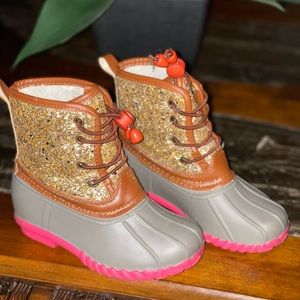 Girls winter boots